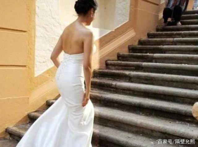 印度丰满熟妇魅力四射，展现成熟女性风采，风情万种令人心动