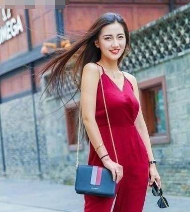 专干老妇熟女6070频浜独特魅力，探索熟龄女性风采，揭秘6070年代时尚潮流