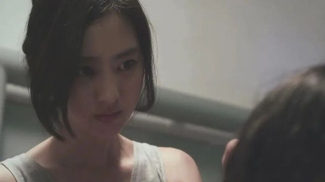 免费乱人伦电影在线观看高清完整版，伦理禁忌剧情，家庭情感纠葛深度解析