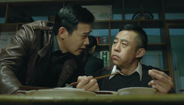 90岁老大娶一级毛片浜引发热议，背后故事令人动容，社会舆论持续发酵