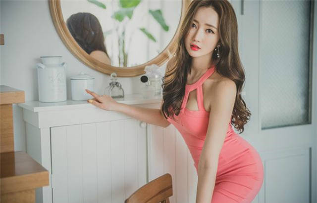 醉美婷婷酒色撩人，风情万种，佳人如画