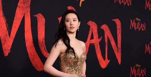 2.刘亦菲AV首映，独家花絮曝光，粉丝疯狂追捧