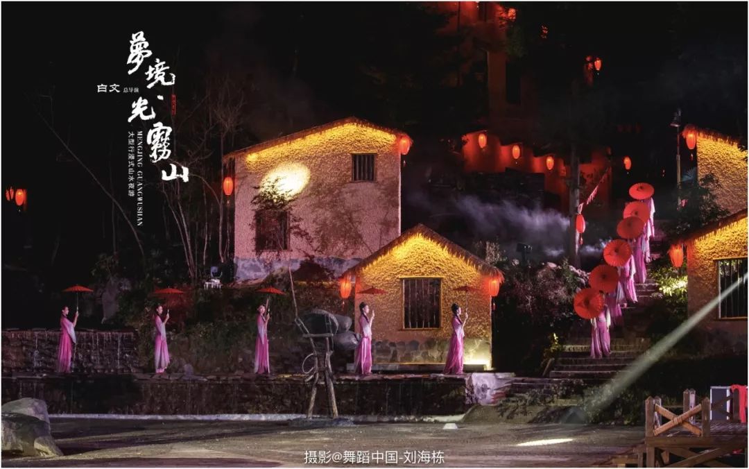 一二三四日B蝶片飞舞时，探寻神秘光影，解锁奇幻梦境，感受视觉盛宴