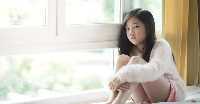 13岁少女裸体写真，免费在线欣赏，青春少女私密照片