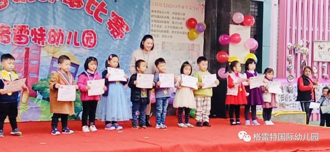2.四川少妇槡BBBB视频，真实生活片段，展现日常魅力与风采