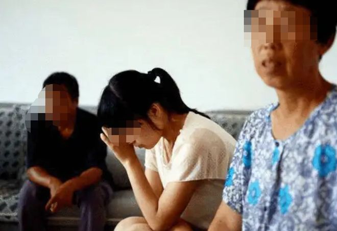 98人妻无码真实偷拍流出，网友热议，家庭伦理引发争议