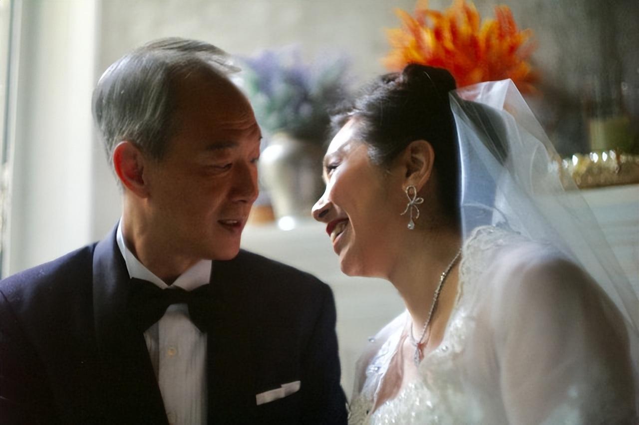 1.老年人性爱视频健康指南，晚年幸福生活，温馨情感分享