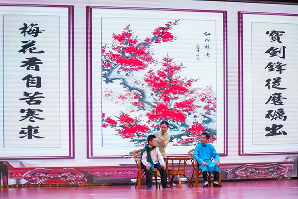 2.美女人体艺术图，自然光影交织，诠释唯美与力量，绽放独特艺术风采
