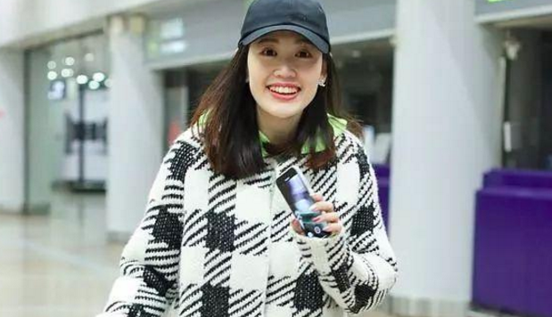 熟女人妻一区二区三区四区在线看，高清无码资源免费，热门人妻影片合集，精彩剧情不容错过