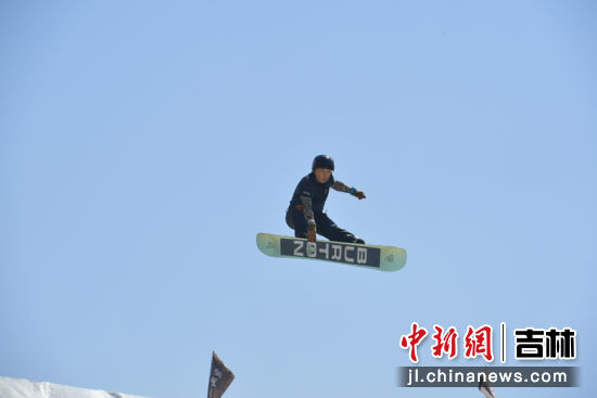 91超级碰碰久久畅玩无限，欢乐对决，挑战极限乐趣