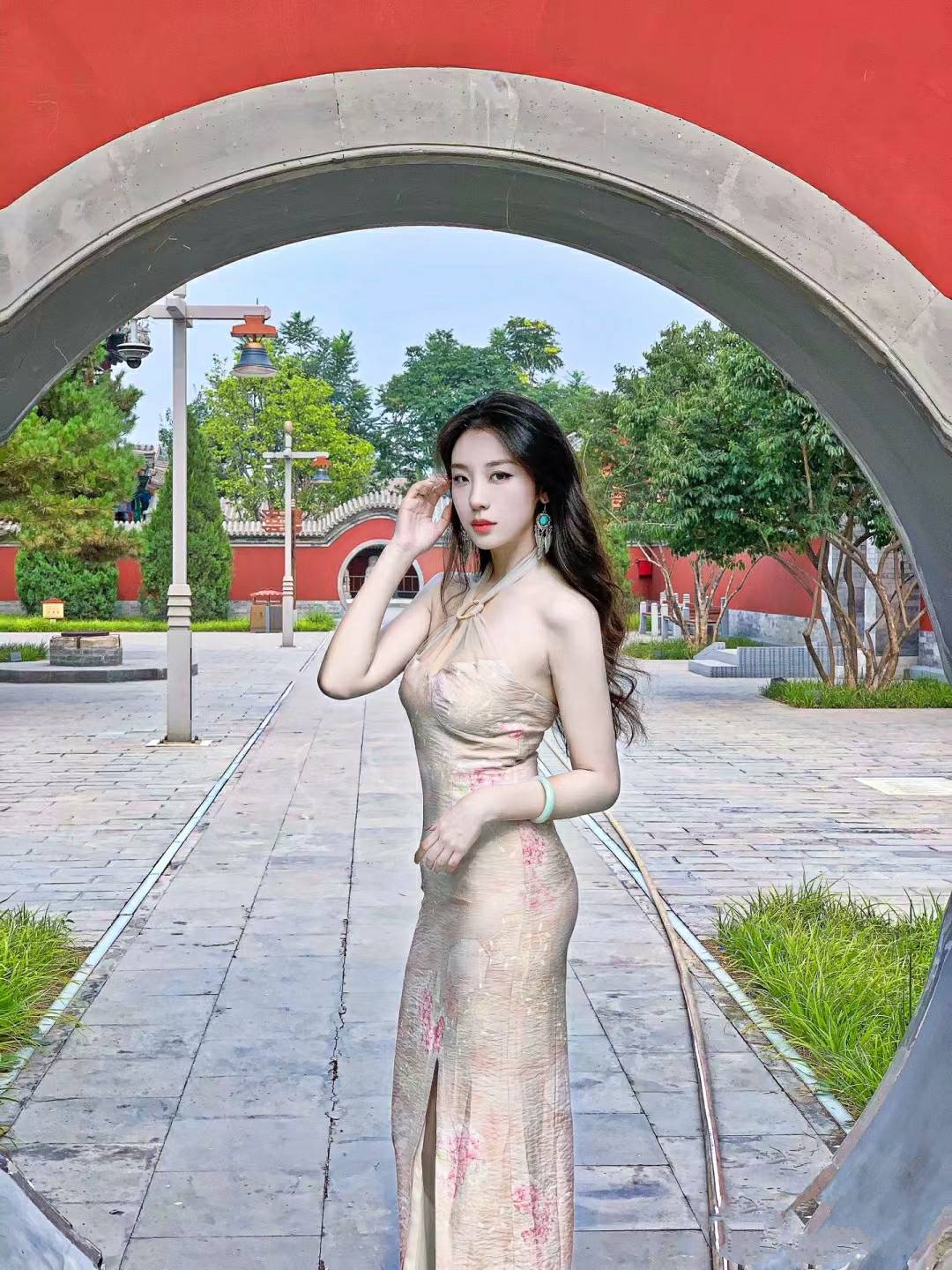 人妻一级欧美风情，迷人魅力，独特韵味，令人沉醉