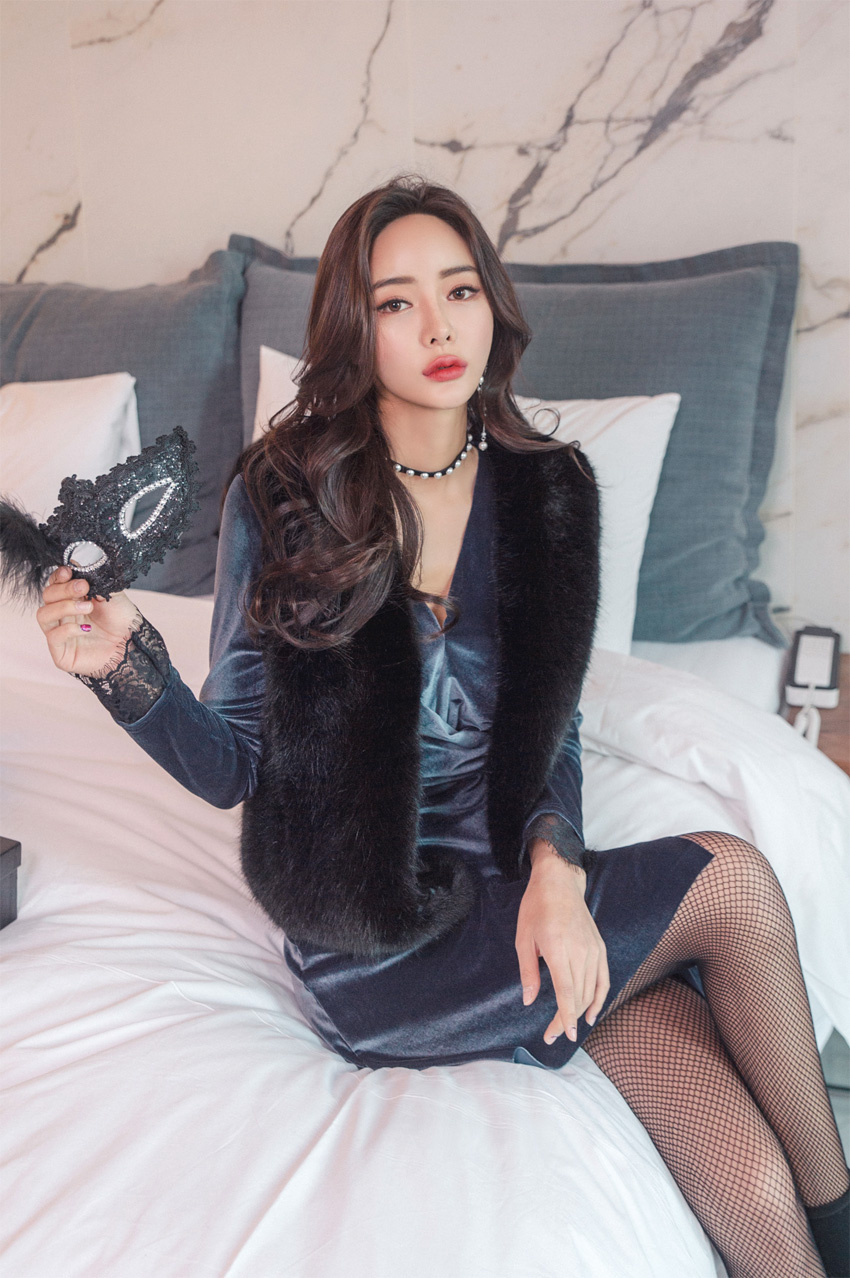 AV制服丝袜诱惑写真，绝美模特穿搭展示，性感风格引爆潮流