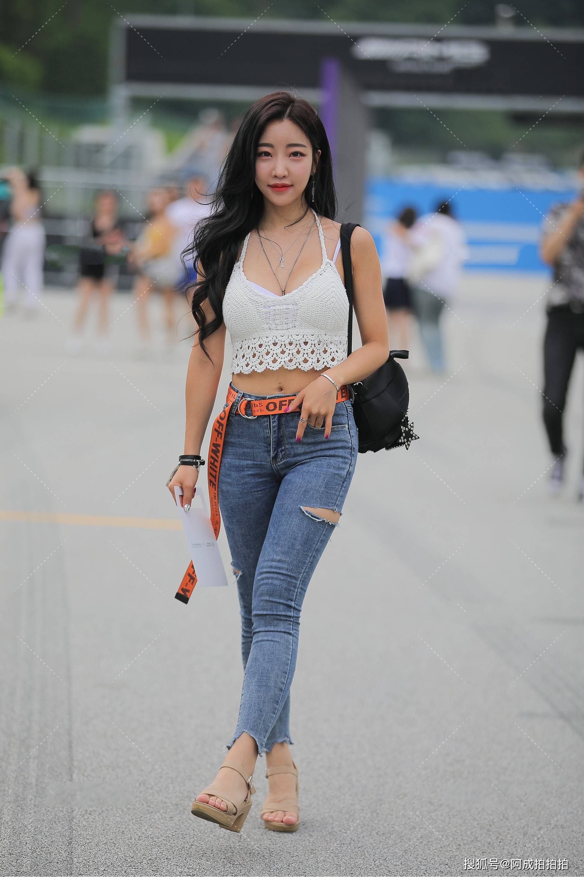 中国老熟女精品展现优雅魅力,品味经典时尚,尽显成熟女性独特风采 中国老熟女精品展现优雅魅力,品味经典时尚,尽显成熟女性独特风采
