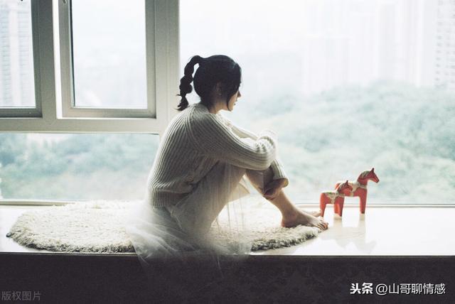 我和好奶奶做爱的禁忌之恋，一段隐秘情感故事，跨越年龄的深情纠缠