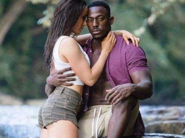 欧美14sex性HD摘花激情绽放，高清画质体验，探索极致感官盛宴