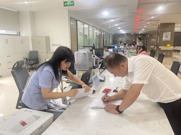 中国公厕改造升级toiletBBwHD新标准，提升卫生体验，打造城市文明窗口