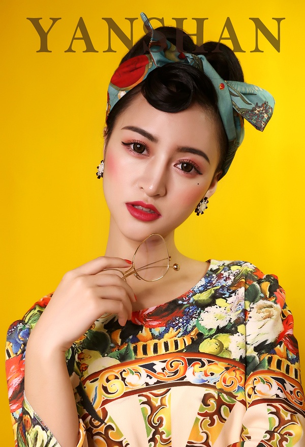 丝袜fuqer的时尚魅力，探索潮流穿搭，展现个性风格，打造独特气质