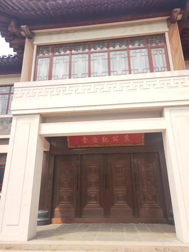 中国护士一级毛片感人故事，白衣天使无私奉献，展现职业精神与人性光辉