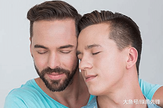 亚洲男同志的爱情故事与生活挑战，探索身份认同，寻找真爱与自由