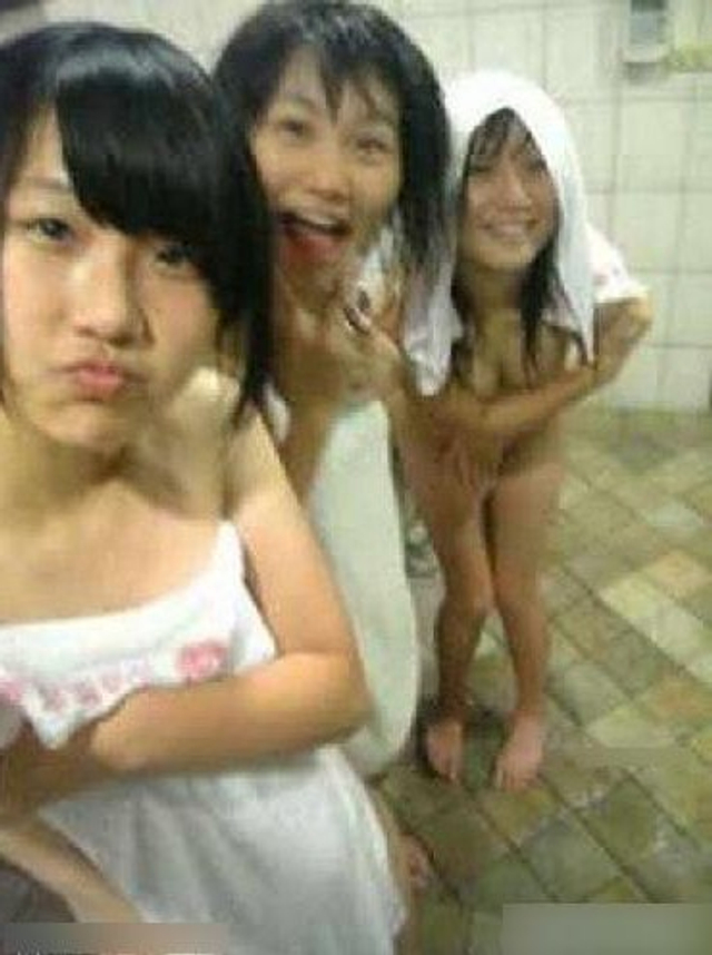1.亚洲淫荡青年高潮集锦震撼瞬间