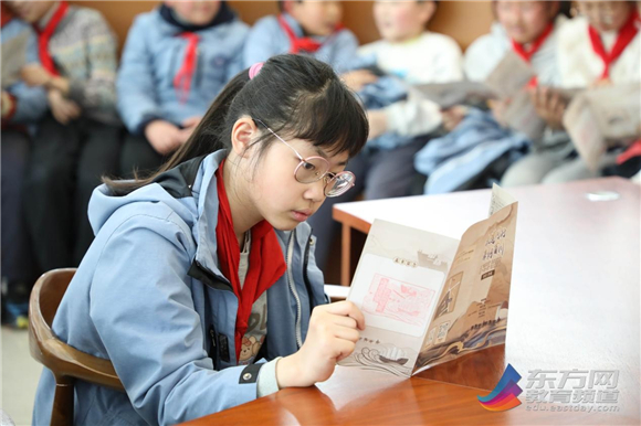 港台老太AV浜经典作品回顾，重温怀旧风情，感受时代记忆