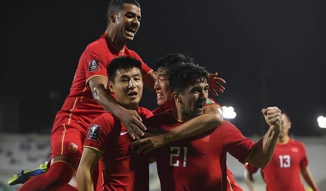 2.国产重囗味女王vk震撼来袭，独特风格引爆全网，实力不容小觑