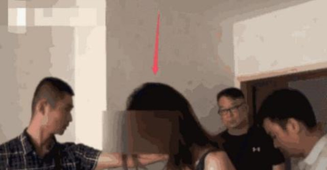 农村妇女裸体交性DVD浜引发热议，探讨社会现象，关注女性权益与隐私保护