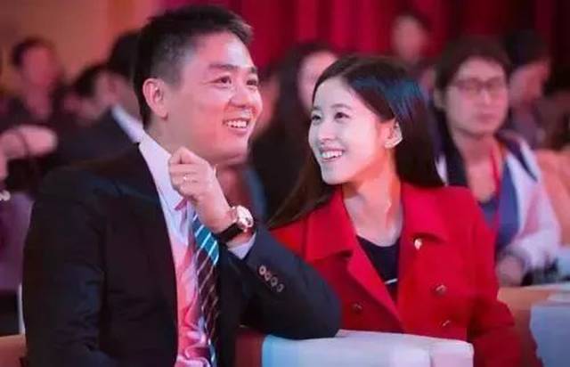 90岁老大娶一级毛片浜引发热议，背后故事令人动容，社会舆论持续发酵