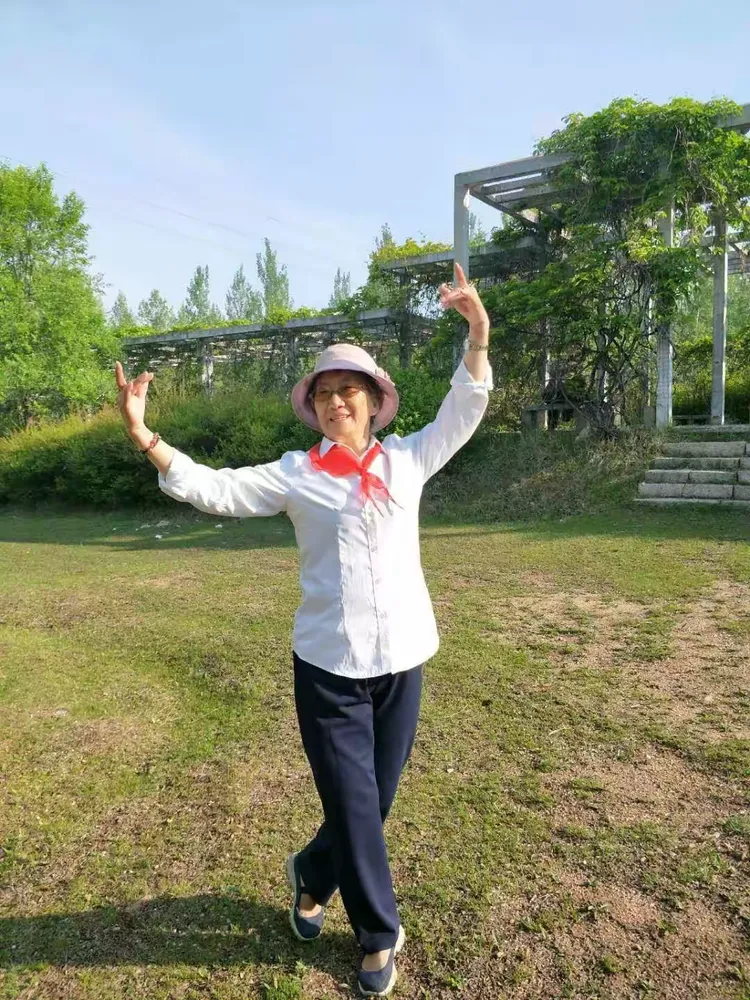 少妇天天爽一爽享受生活乐趣，掌握幸福秘诀，轻松拥有愉悦每一天