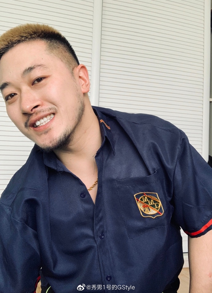 1.吉傲网男man丨vk视频浜火爆全网