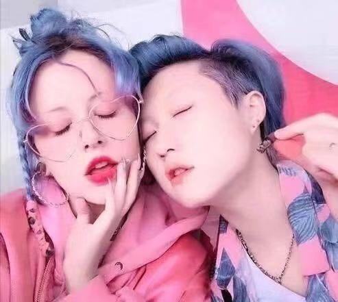 人人妻人人揉引发热议，探讨背后社会现象，情感与道德交织引人深思织引人深思