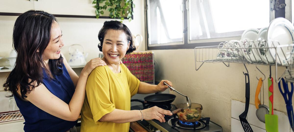 五十路近亲祖母六十浜的温情岁月，探寻家族记忆，重温旧日时光，感受血脉相连的深情