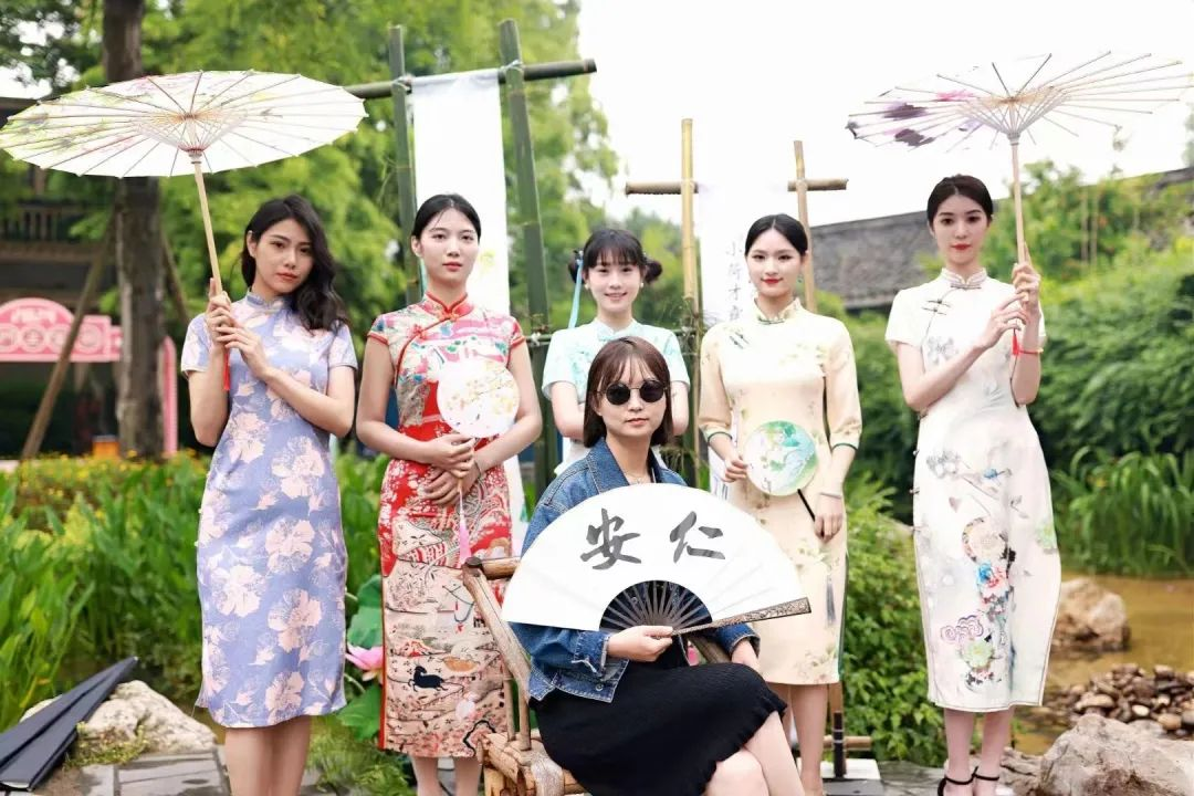 3.探索ass老女人,品味岁月沉淀,感受独特韵味与风情