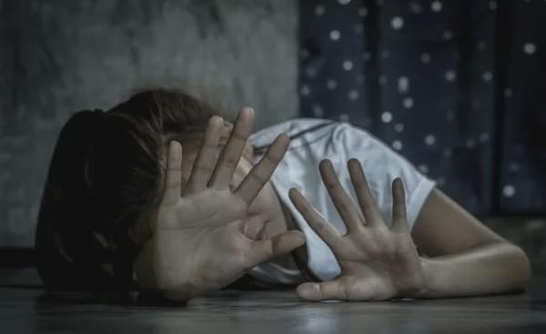 12岁学生自慰免费观看引发热议