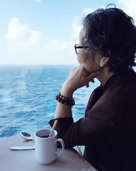 农村丰满老太太性hd大全浜精彩生活，乡村老太太的幸福晚年，丰满人生与高清影视欣赏