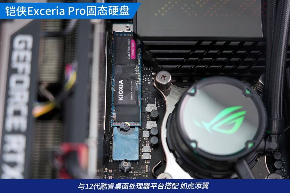 欧美精品久久久久久久多人混战激情对决，畅享无限乐趣，挑战巅峰体验