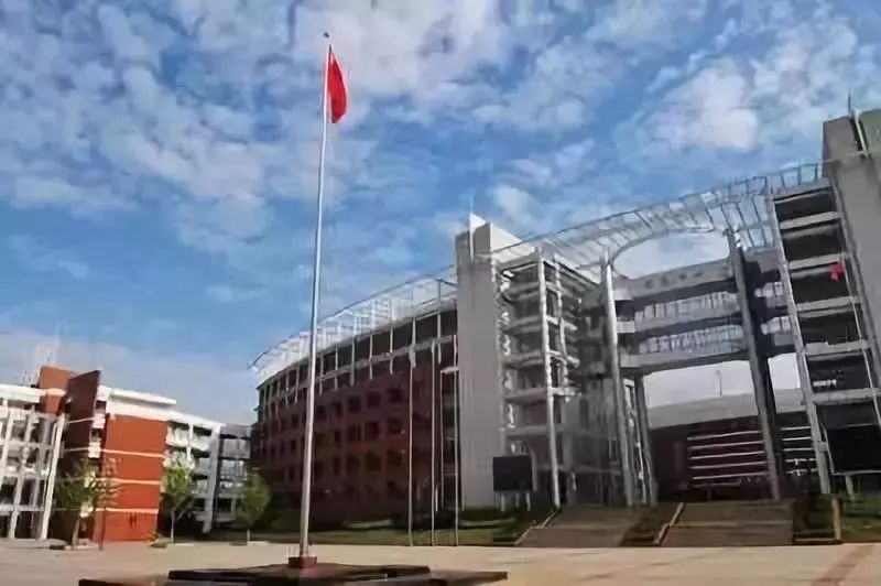 黄冈师范浜一级A片警示，远离色情乱婬危害，共建健康网络环境