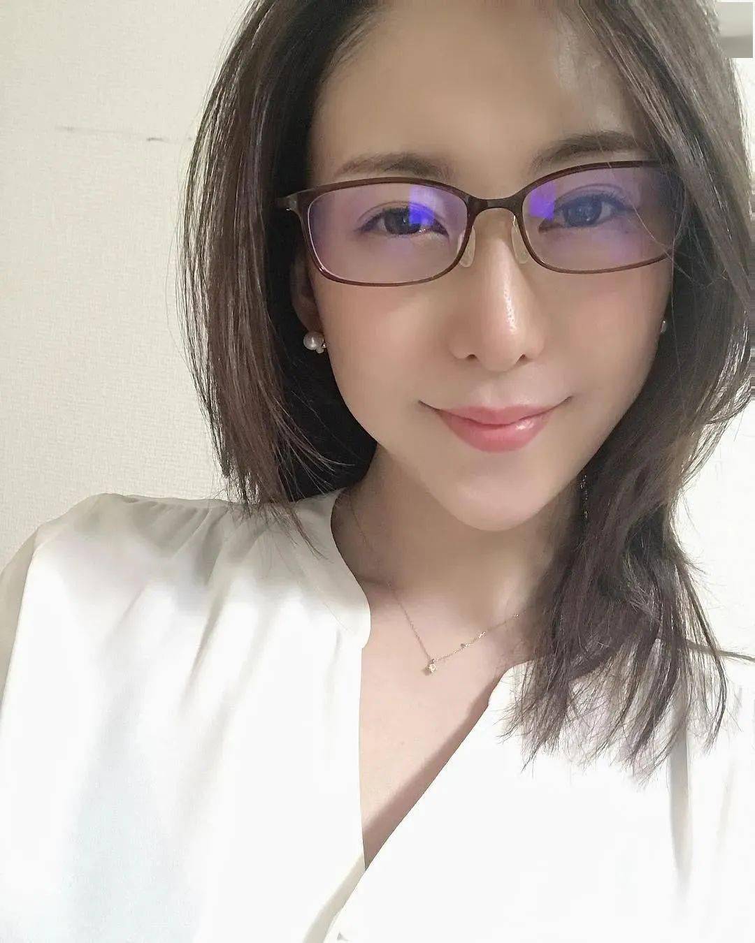 精品人妻不卡一区二区三区高清资源，免费在线观看，热门人妻系列合集