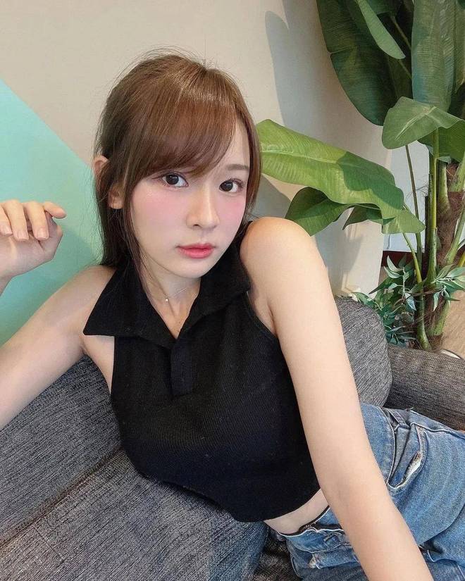 三上悠亚久久久久一本写真集珍藏版，绝美瞬间全记录，粉丝必看经典之作