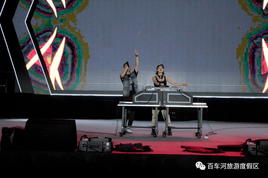 国产成人一区二区夜夜嗨精彩不断，深夜福利放送，独家内容抢先体验