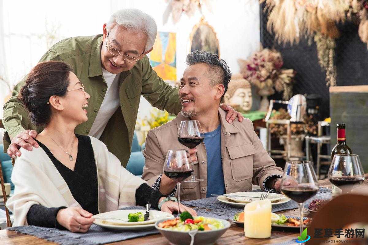 中老太性视频引发热议探讨老年人情感需求与社会关注