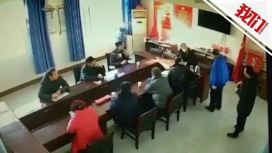 东北大坑卖婬视频播放浜引发热议，网友热议不断，警方介入调查