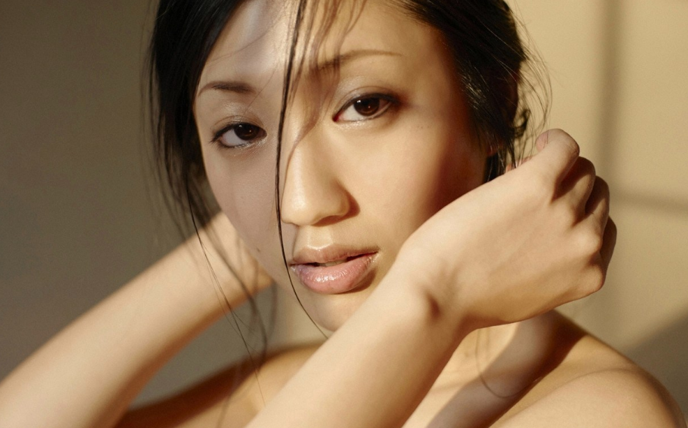 日本熟女情色诱惑，性感写真，成熟魅力，私房拍摄