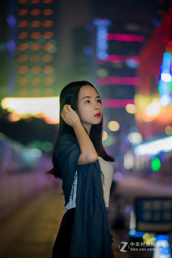 黄色老太一级A片浜滨江风情，夜色撩人，激情演绎都市欲望故事