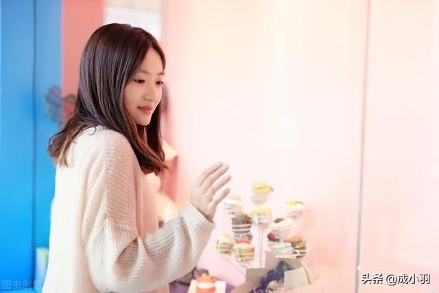 人妻久违的温柔,岁月沉淀的爱意,幸福家庭的美好时光 人妻久违的温柔,岁月沉淀的爱意,幸福家庭的美好时光