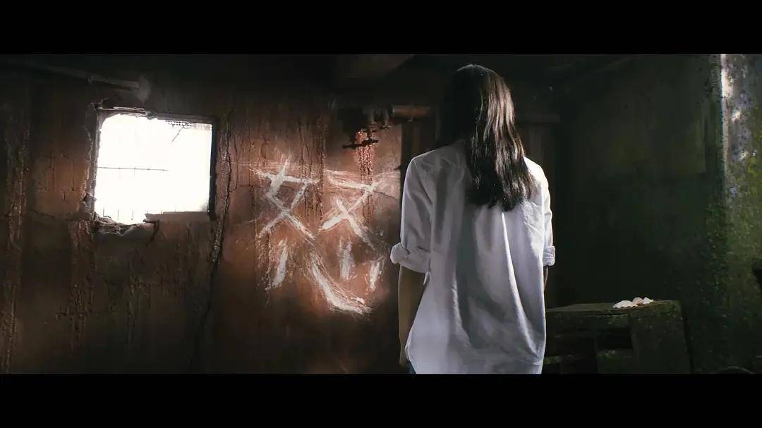 男人和女人的黄色色情故事引发热议，探索欲望与道德边界，揭秘人性深处的隐秘角落