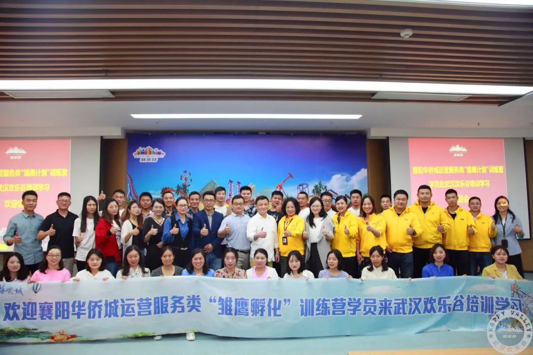 姐弟a一级情深共成长，携手同行创未来，温馨故事暖人心