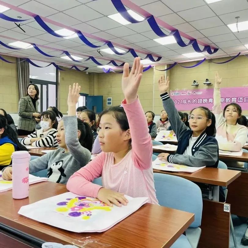 91少女破处故事揭秘青涩初恋的懵懂与成长，探索青春期的秘密，感受纯真爱情的悸动
