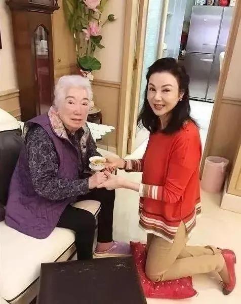 1.四川少妇搡BBBB搡BBBB情感故事