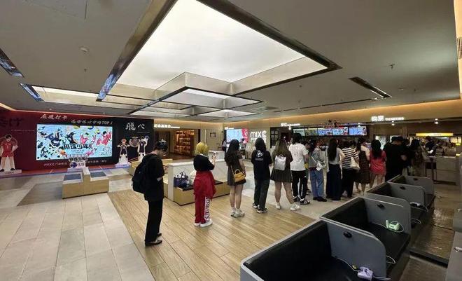 黑人AV片激情演绎，黑人男优实力爆发，多元风格满足不同观众需求